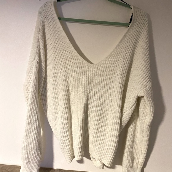 COZY knot back sweater - Picture 1 of 2